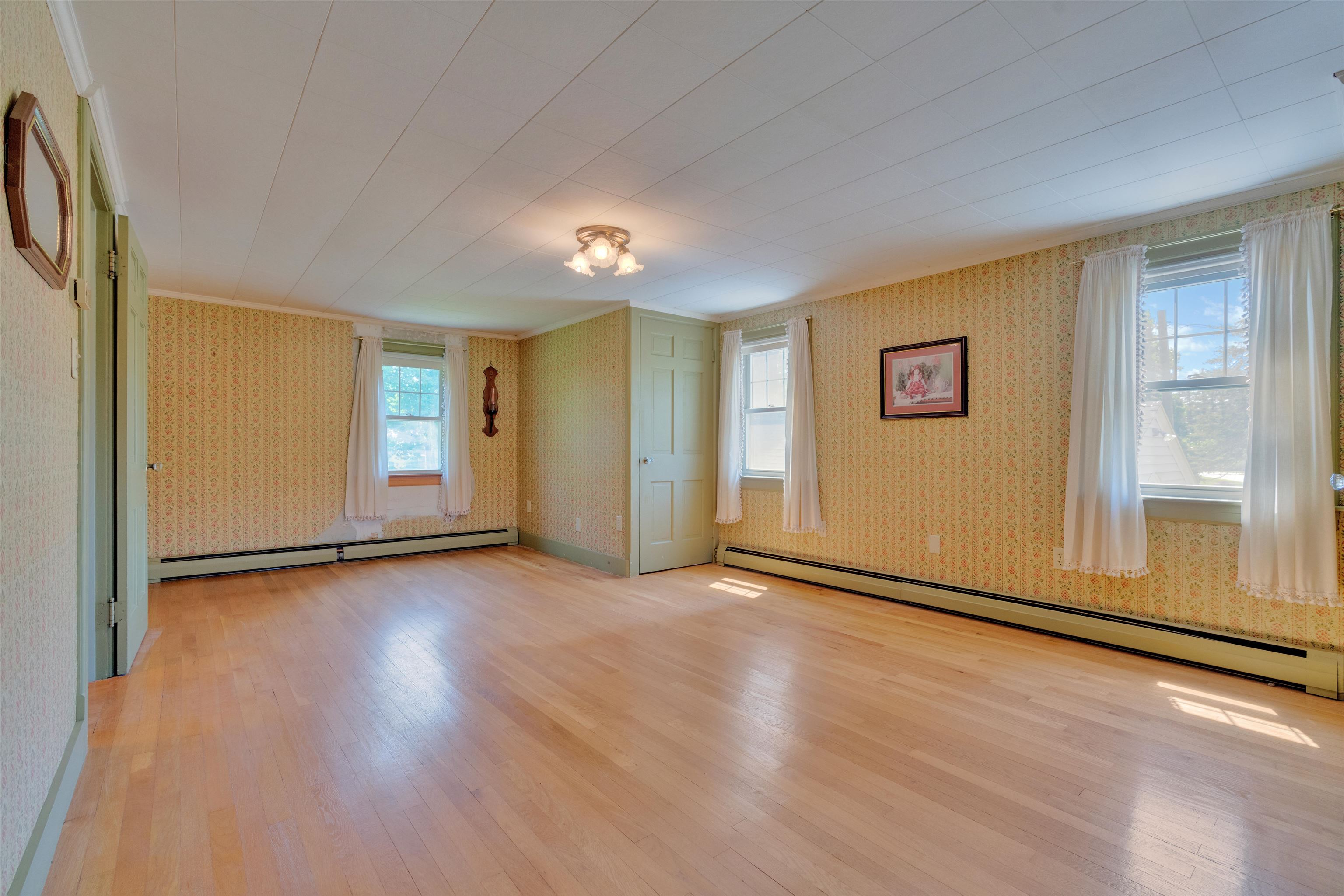 35 Old Rochester Road Dover, NH 03820 - Photo 32 of 40