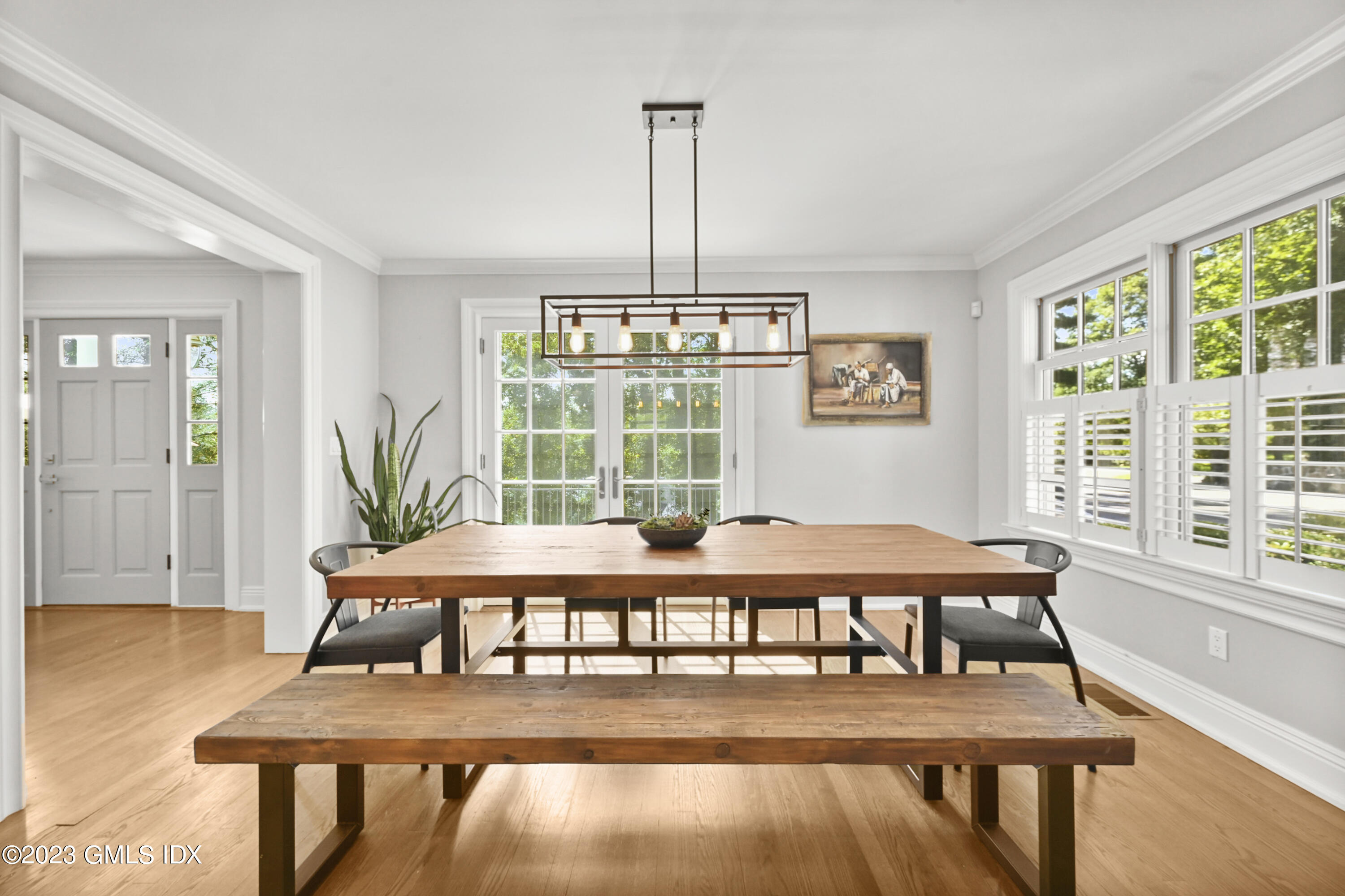 36 Evergreen Road Greenwich, CT 06830 - Photo 15 of 42 a living room with furniture and a window