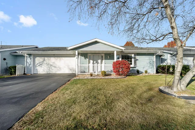 $268,500 | 407 East 3rd Avenue, Unit 2, Elkhorn, WI 53121