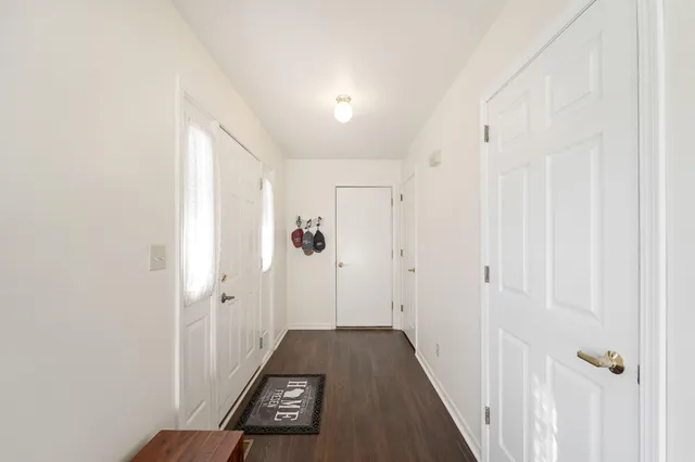 $268,500 | 407 East 3rd Avenue, Unit 2, Elkhorn, WI 53121