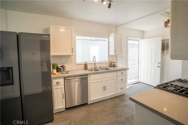 $1,495,000 | 11835 Gale Avenue, Hawthorne, CA 90250