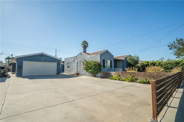 $1,495,000 | 11835 Gale Avenue, Hawthorne, CA 90250