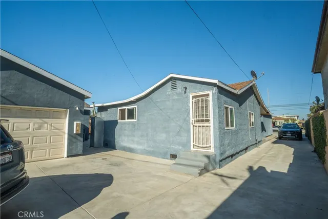 $1,495,000 | 11835 Gale Avenue, Hawthorne, CA 90250