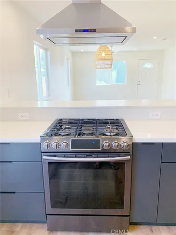 $1,495,000 | 11835 Gale Avenue, Hawthorne, CA 90250