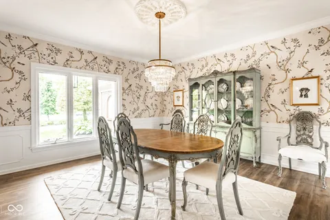 $975,000 | 9512 Holliday Circle, Indianapolis, IN 46260