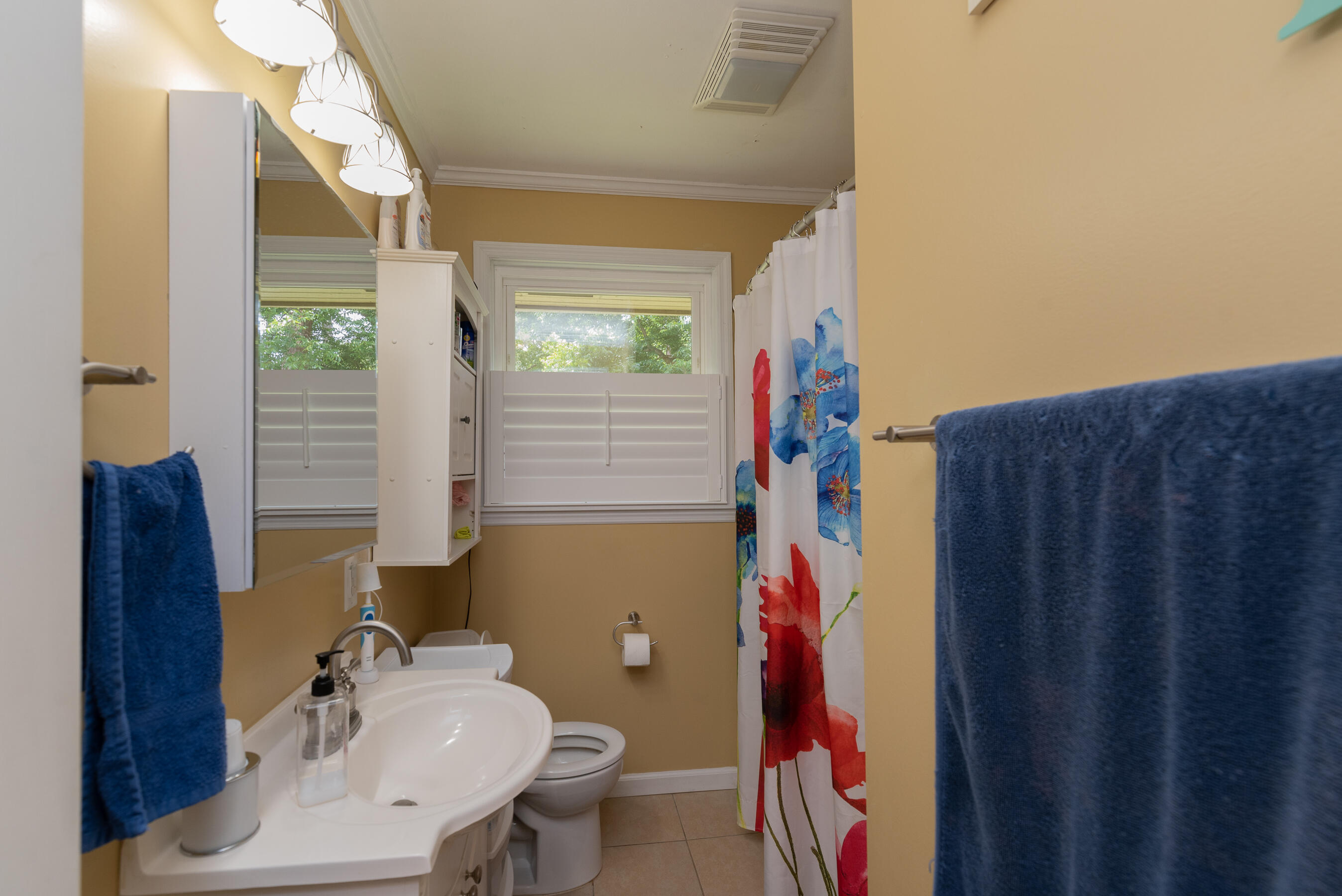 2005 Robin Road North Augusta, SC 29841 - Photo 18 of 36 a bathroom with a sink toilet and shower