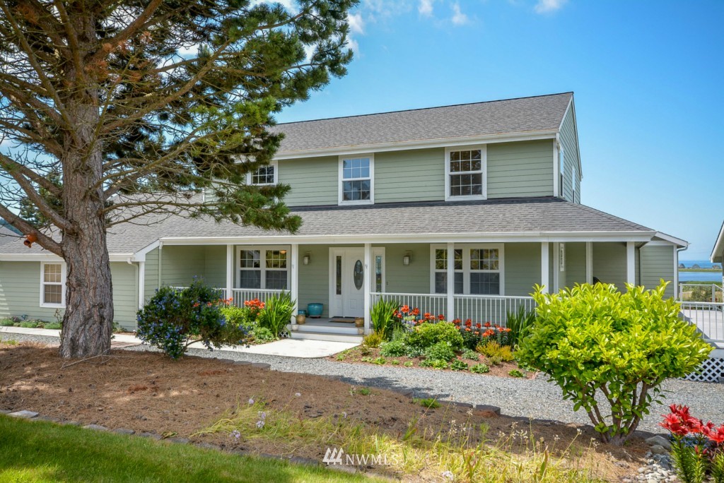 1756 Swantown Road Oak Harbor, WA 98277 - Photo 4 of 25 Gallery Image 4