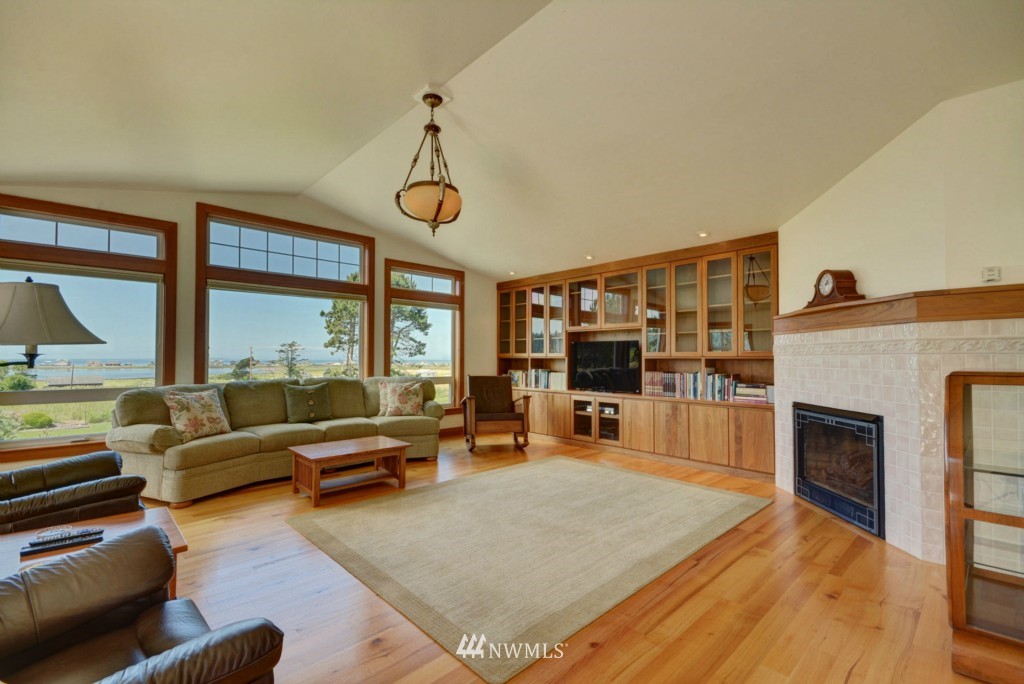1756 Swantown Road Oak Harbor, WA 98277 - Photo 6 of 25 Gallery Image 6