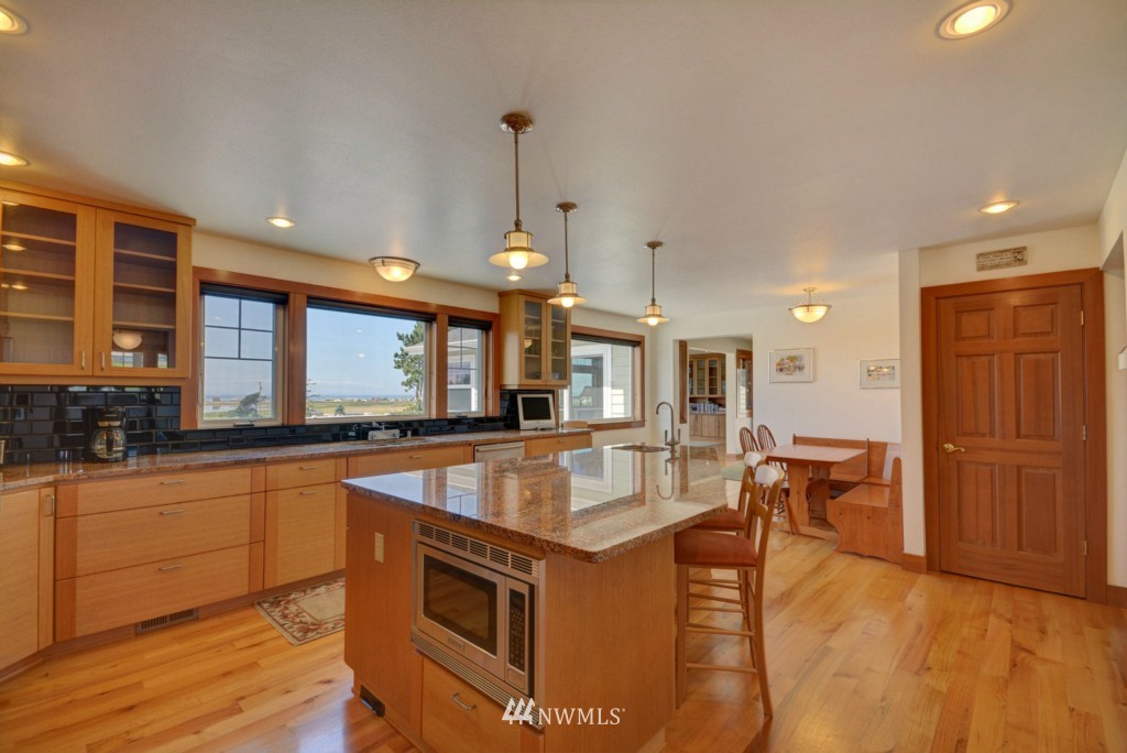 1756 Swantown Road Oak Harbor, WA 98277 - Photo 8 of 25 Gallery Image 8