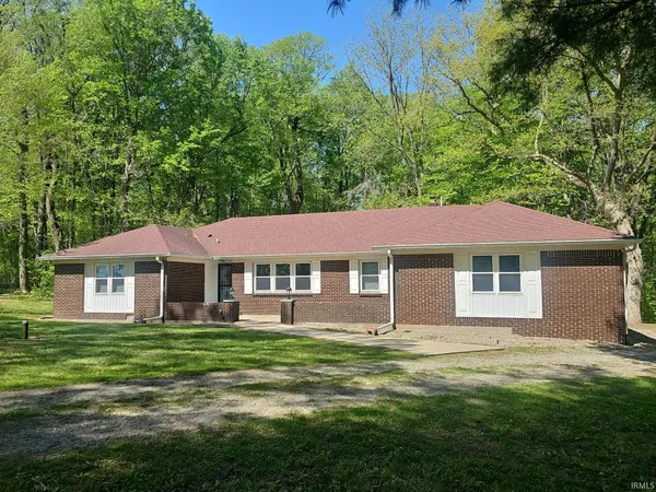 $299,900 | 2492 South Roberts Way, Logansport, IN 46947