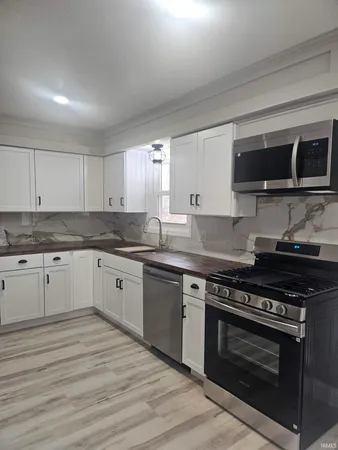 $329,900 | 2492 South Roberts Way, Logansport, IN 46947
