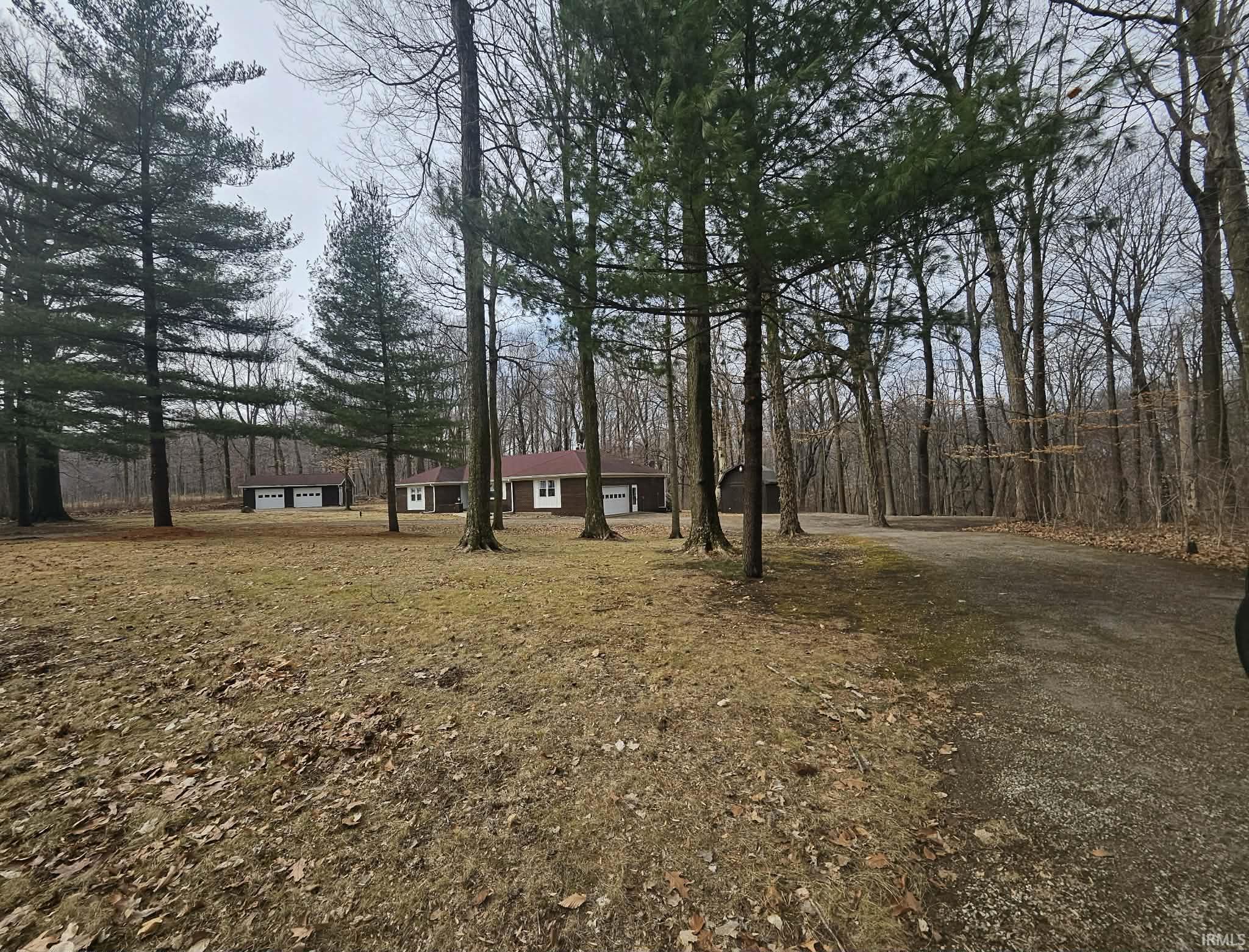 2492 South Roberts Way Logansport, IN 46947 - Photo 5 of 33