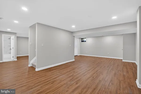 $1,034,900 | 3110 Kinross Circle, Herndon, VA 20171