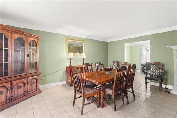 $215,000 | 3813 Deer Run Lane, Harvey, LA 70058
