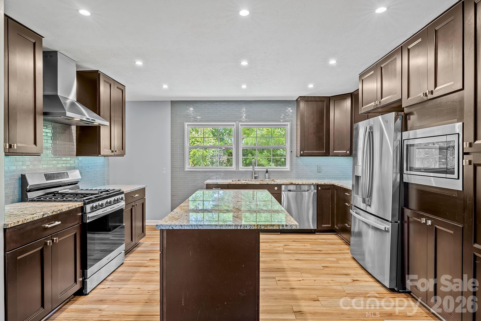 39 Grandview Road Asheville, NC 28806 - Photo 12 of 31 Gallery Image 12