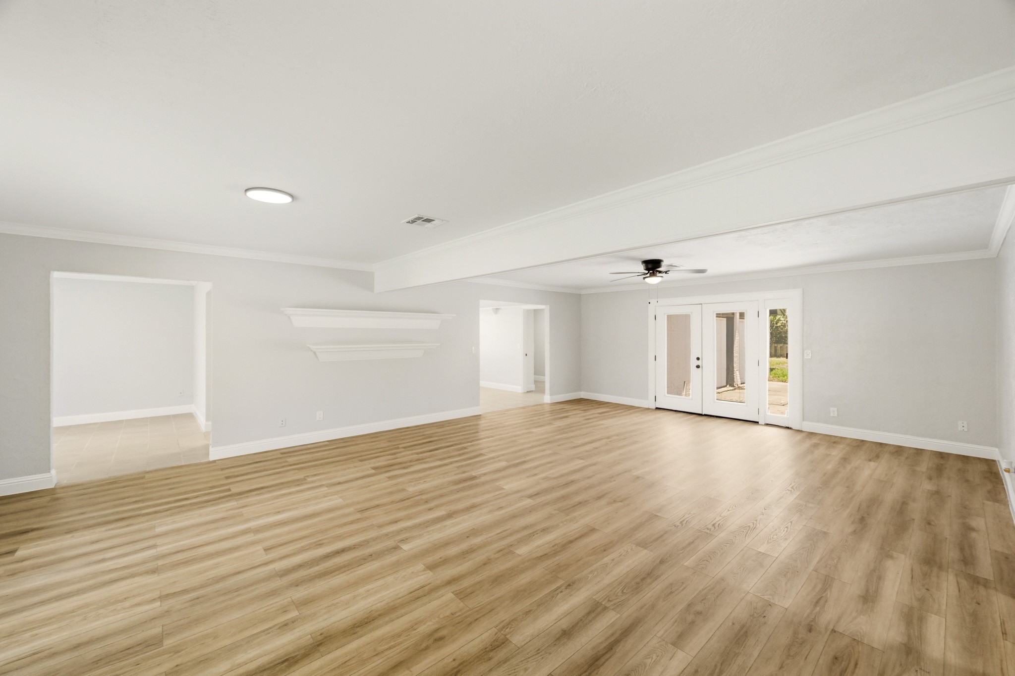1310 Burning Tree Road Houston, TX 77339 - Photo 5 of 32