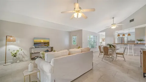 $285,000 | 6467 Carrington Circle, Unit 43, Sarasota, FL 34238