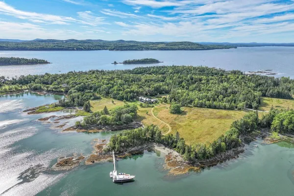 $8,950,000 | 230 Keller Point Road, Islesboro, ME 04848