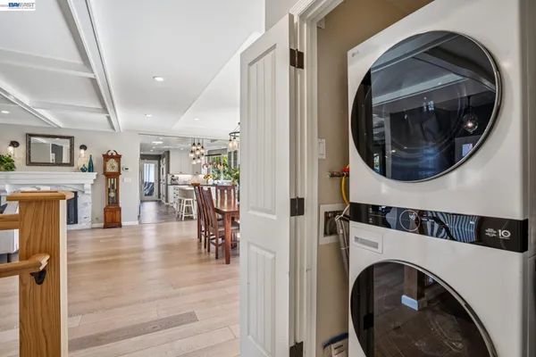 $1,895,000 | 682 Jennie Court, Lafayette, CA 94549
