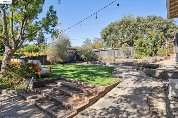 $1,895,000 | 682 Jennie Court, Lafayette, CA 94549