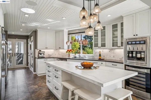 $1,895,000 | 682 Jennie Court, Lafayette, CA 94549