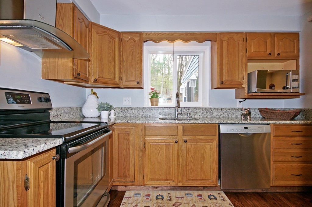 24 Beaverbrook Road Burlington, MA 01803 - Photo 10 of 24 Gallery Image 10