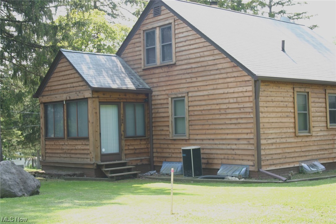 12330 Ridge Road North Royalton, OH 44133 - Photo 2 of 35