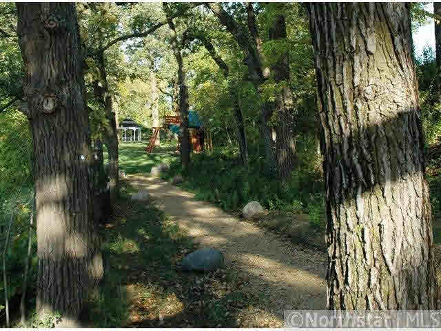8831 Lake Riley Drive Chanhassen, MN 55317 - Photo 10 of 11 Gallery Image 10