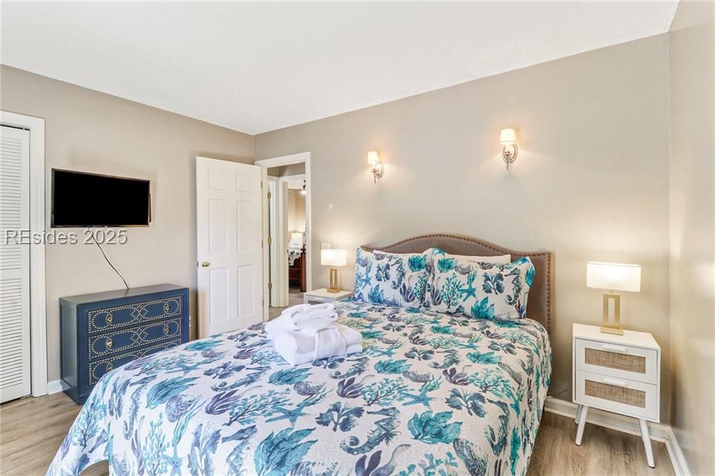 13 Mallard Road Hilton Head Island, SC 29928 - Photo 18 of 44 Secondary bedroom