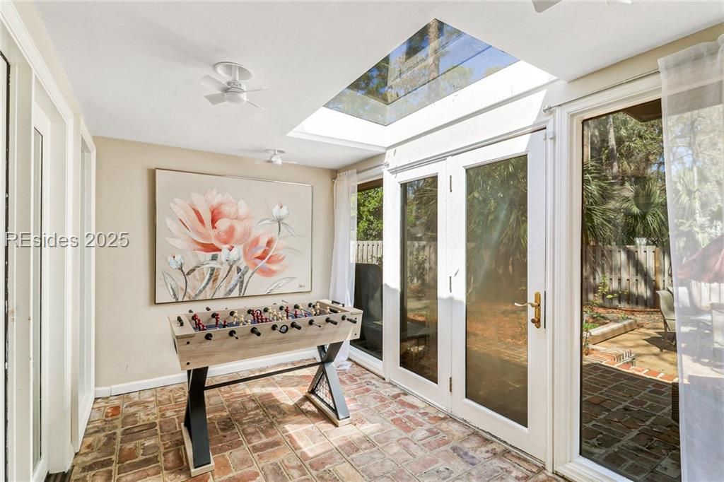 13 Mallard Road Hilton Head Island, SC 29928 - Photo 31 of 44 Sunny Carolina Room allows easy access from foyer