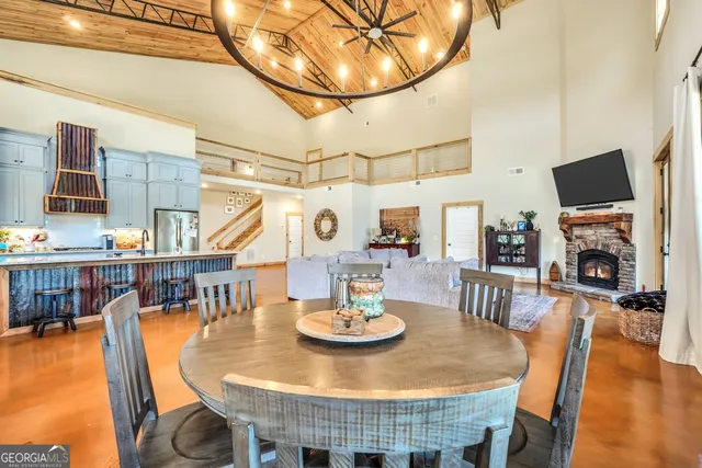 $800,000 | 239 Walters Road, Barnesville, GA 30204