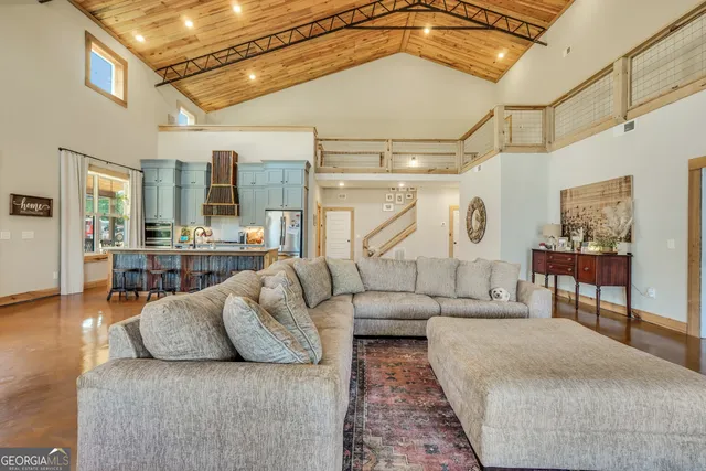 $800,000 | 239 Walters Road, Barnesville, GA 30204