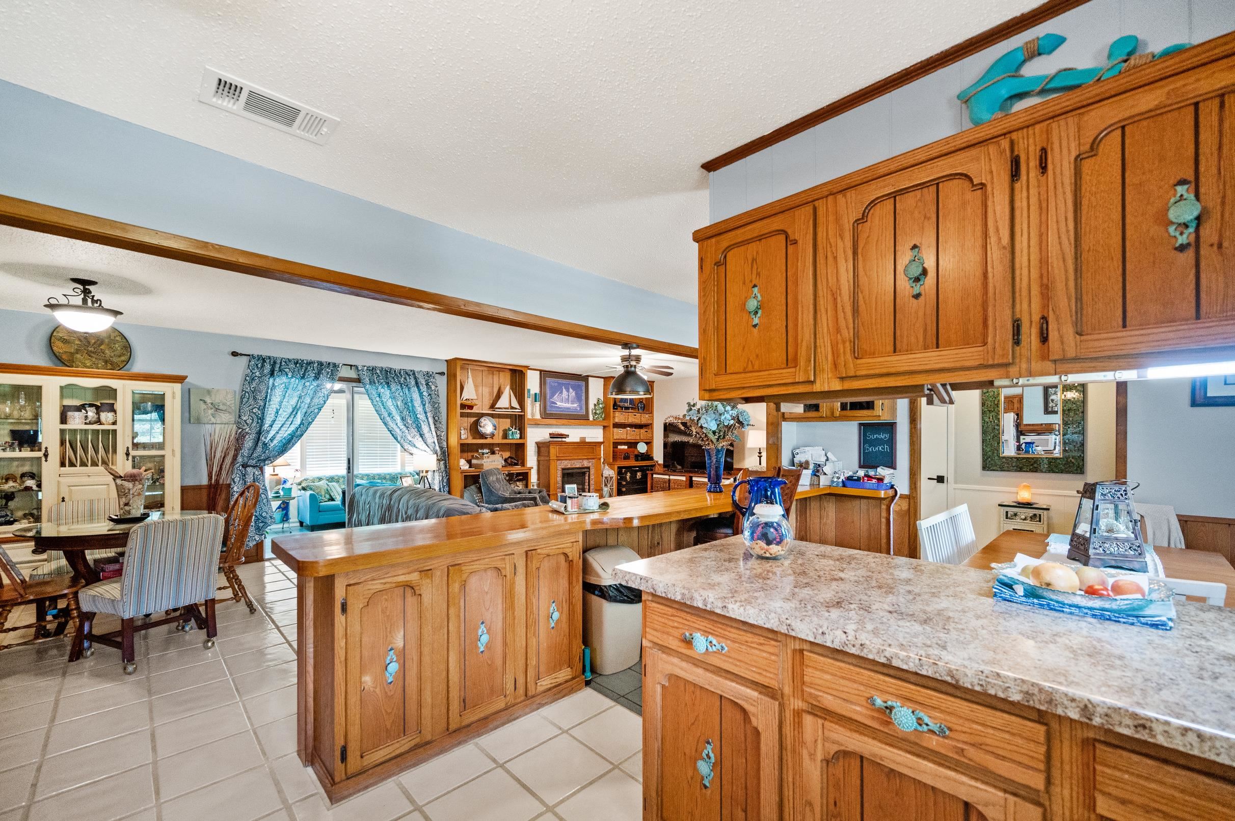 11142 Robin Road Fairhope, AL 36532 - Photo 8 of 31