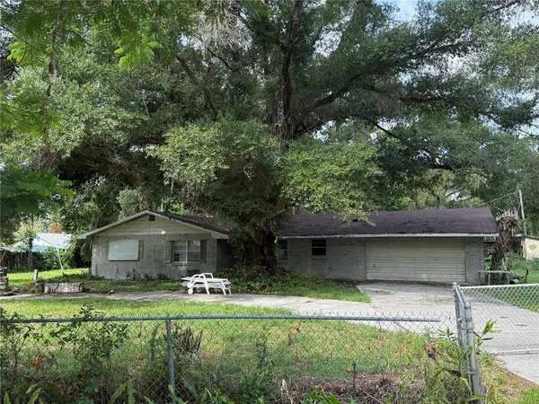 $225,000 | 2420 Nelson Street, Auburndale, FL 33823