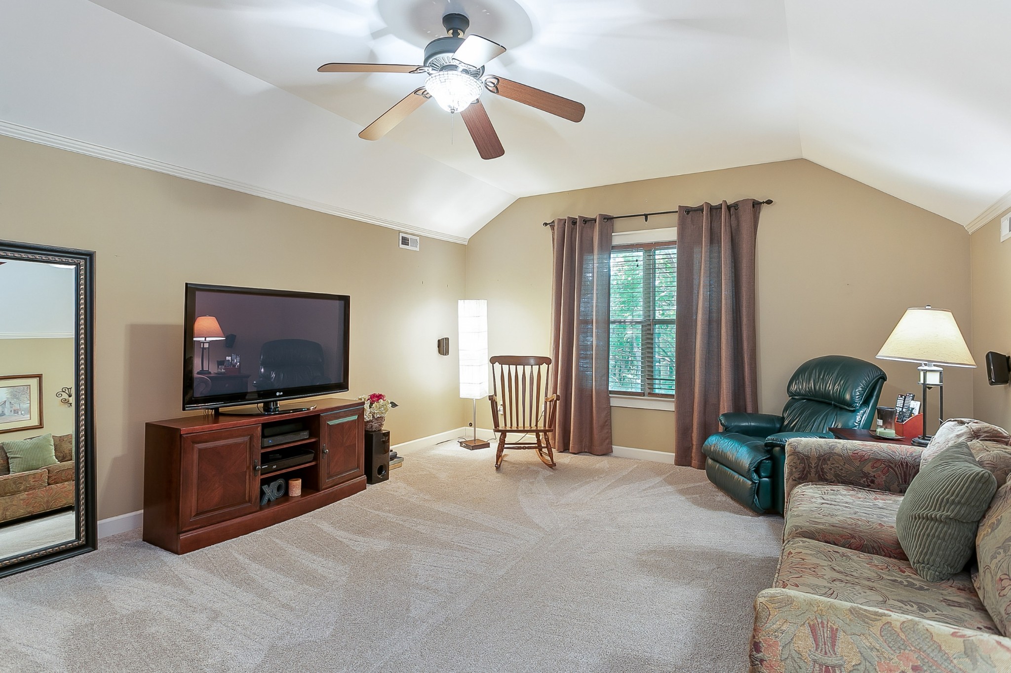 1441 Center Star Road Columbia, TN 38401 - Photo 34 of 62 a living room with furniture and a flat screen tv