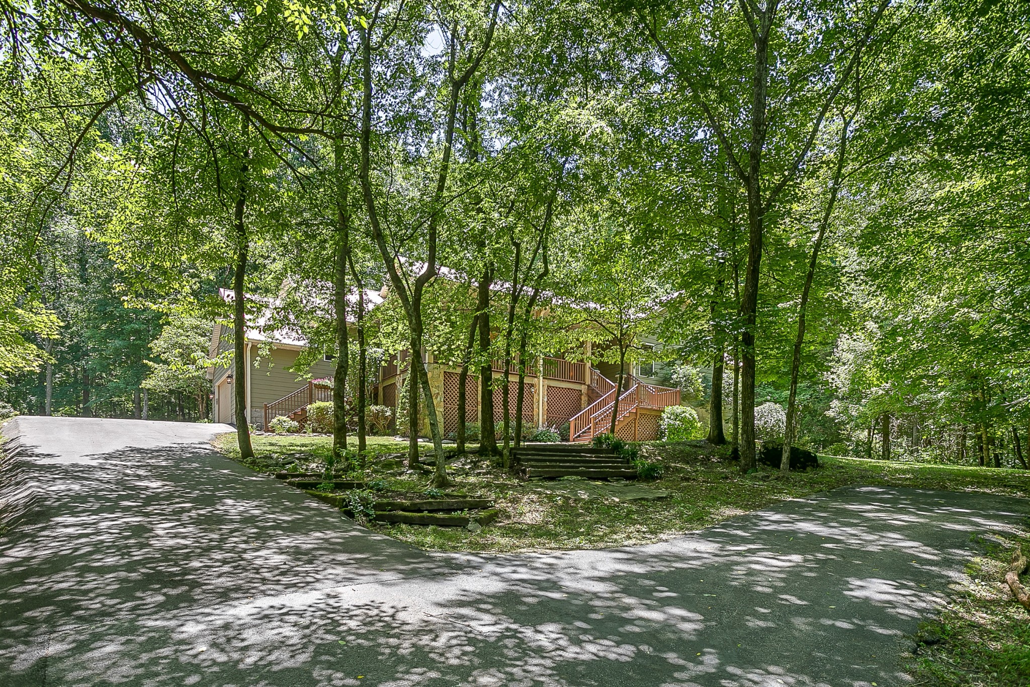 1441 Center Star Road Columbia, TN 38401 - Photo 50 of 62 a backyard of a house with lots of green space