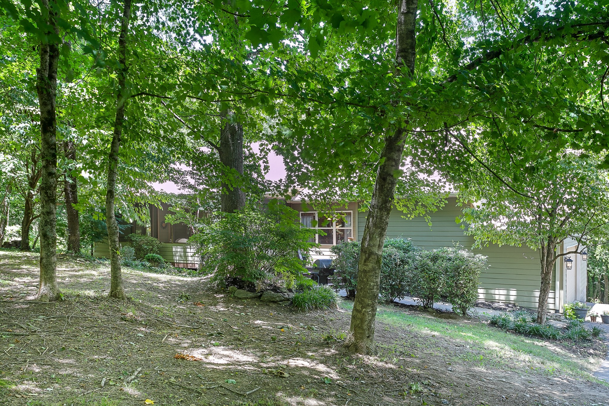 1441 Center Star Road Columbia, TN 38401 - Photo 55 of 62 a backyard of a house with lots of green space