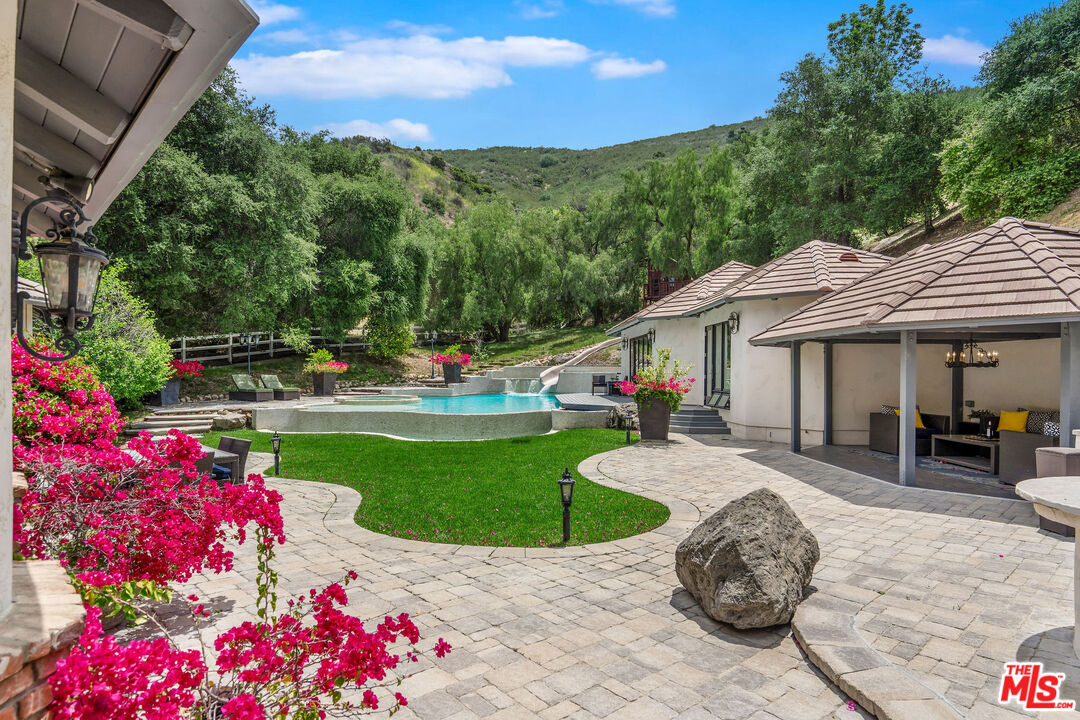 204 Bell Cyn Road Bell Canyon, CA 91307 - Photo 36 of 74