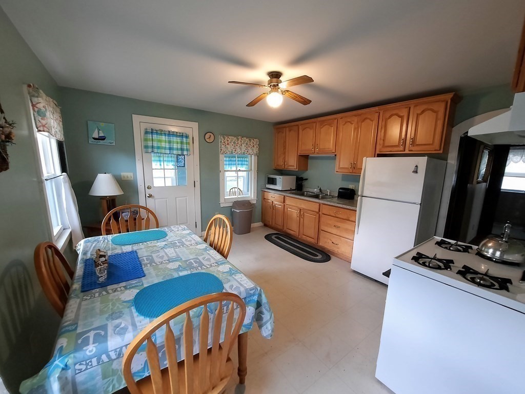 11 Everson Road Marshfield, MA 02050 - Photo 8 of 16 Gallery Image 8
