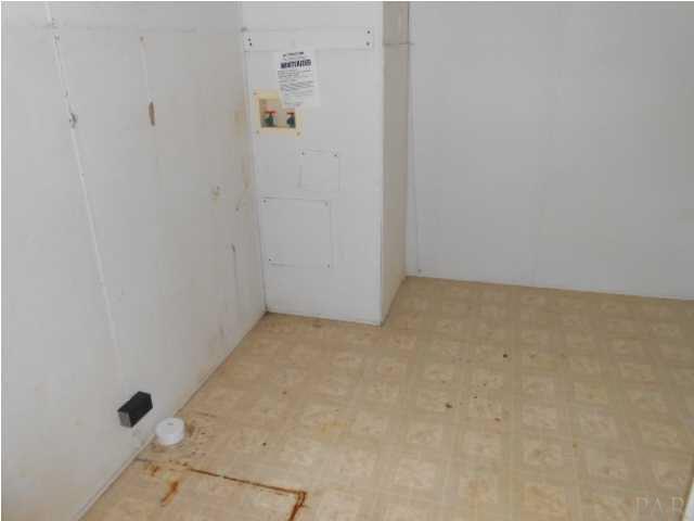 3931 Ashcraft Road Century, FL 32535 - Photo 9 of 9 Gallery Image 9