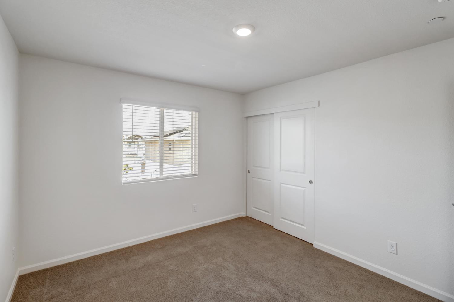2887 Krone Way Antelope, CA 95843 - Photo 32 of 46 an empty room with windows