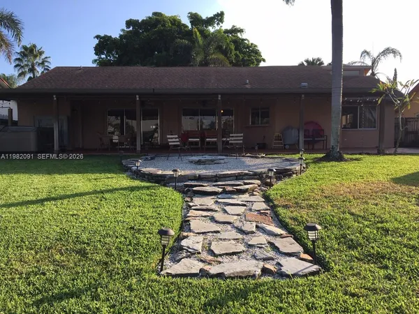 $3,500 | 8421 Southwest 28th Street, Davie, FL 33328