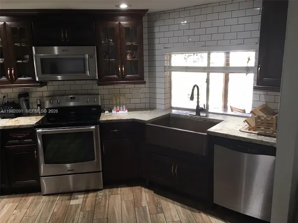 $3,500 | 8421 Southwest 28th Street, Davie, FL 33328