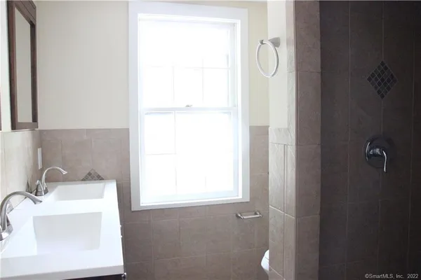 $3,100 | 200 St John Street, New Haven, CT 06511