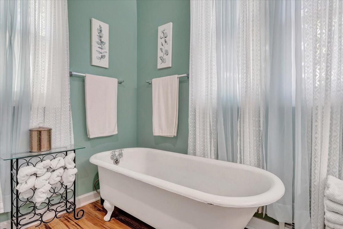 1701 Patterson Avenue Southwest Roanoke, VA 24016 - Photo 46 of 57 048-MIB08943