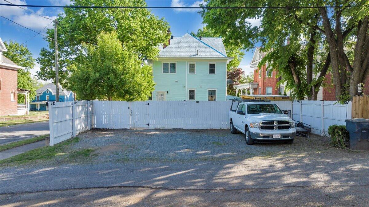 1701 Patterson Avenue Southwest Roanoke, VA 24016 - Photo 52 of 57 079-DJI_20260424052631_0412_D