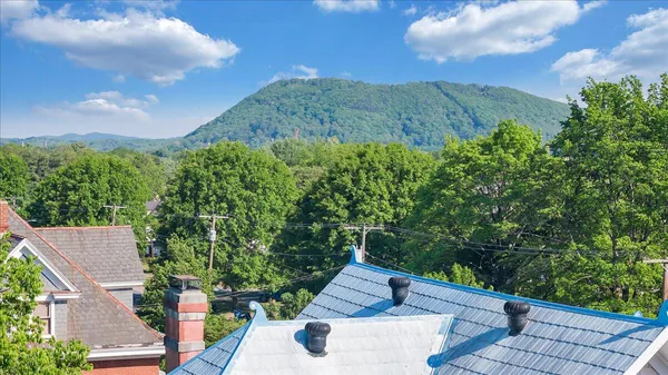 $379,950 | 1701 Patterson Avenue Southwest, Roanoke, VA 24016