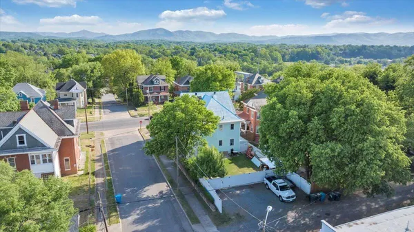 $379,950 | 1701 Patterson Avenue Southwest, Roanoke, VA 24016