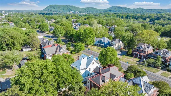 $379,950 | 1701 Patterson Avenue Southwest, Roanoke, VA 24016