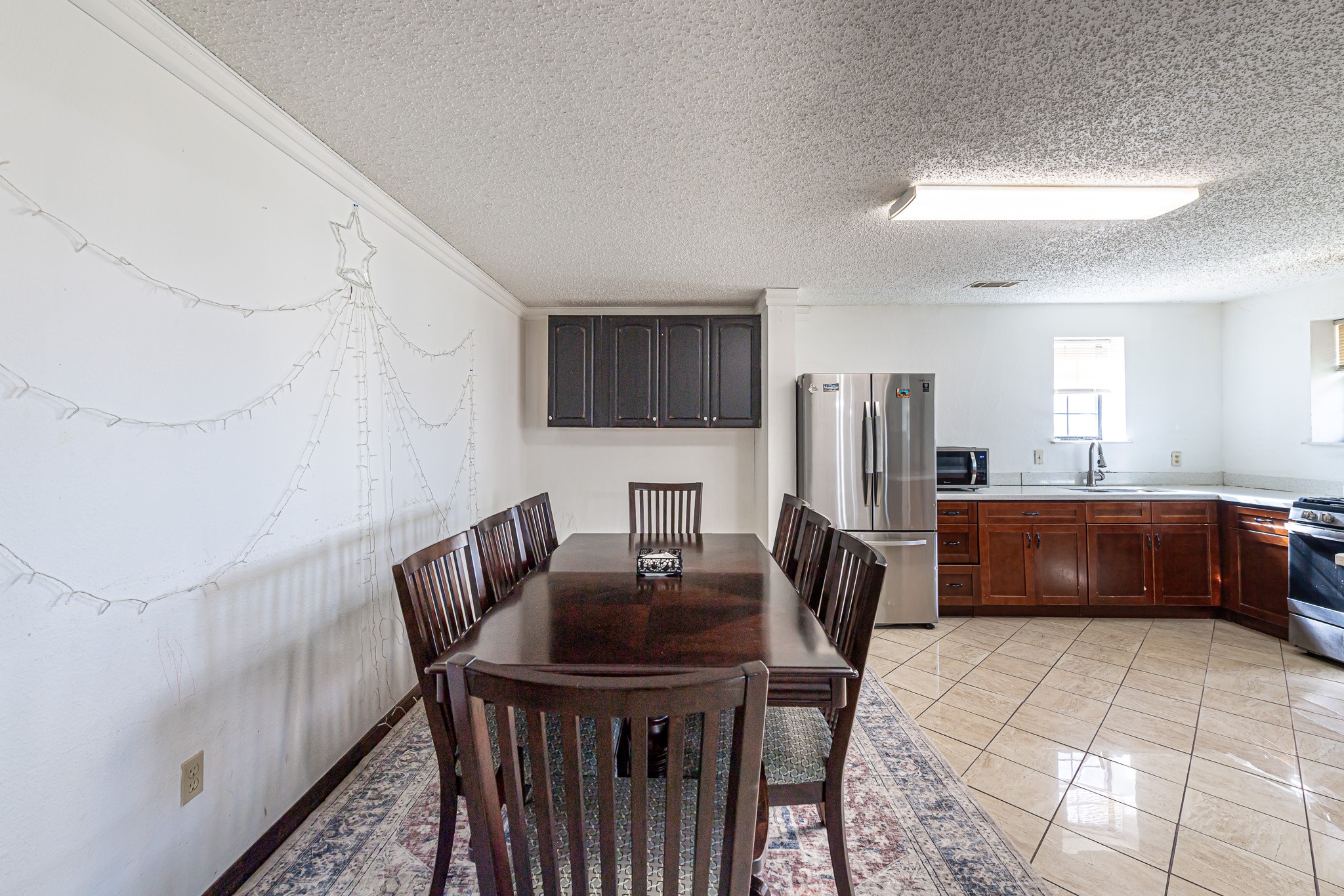 1195 Sens Road Sealy, TX 77474 - Photo 26 of 50 a view of kitchen with breakfast area